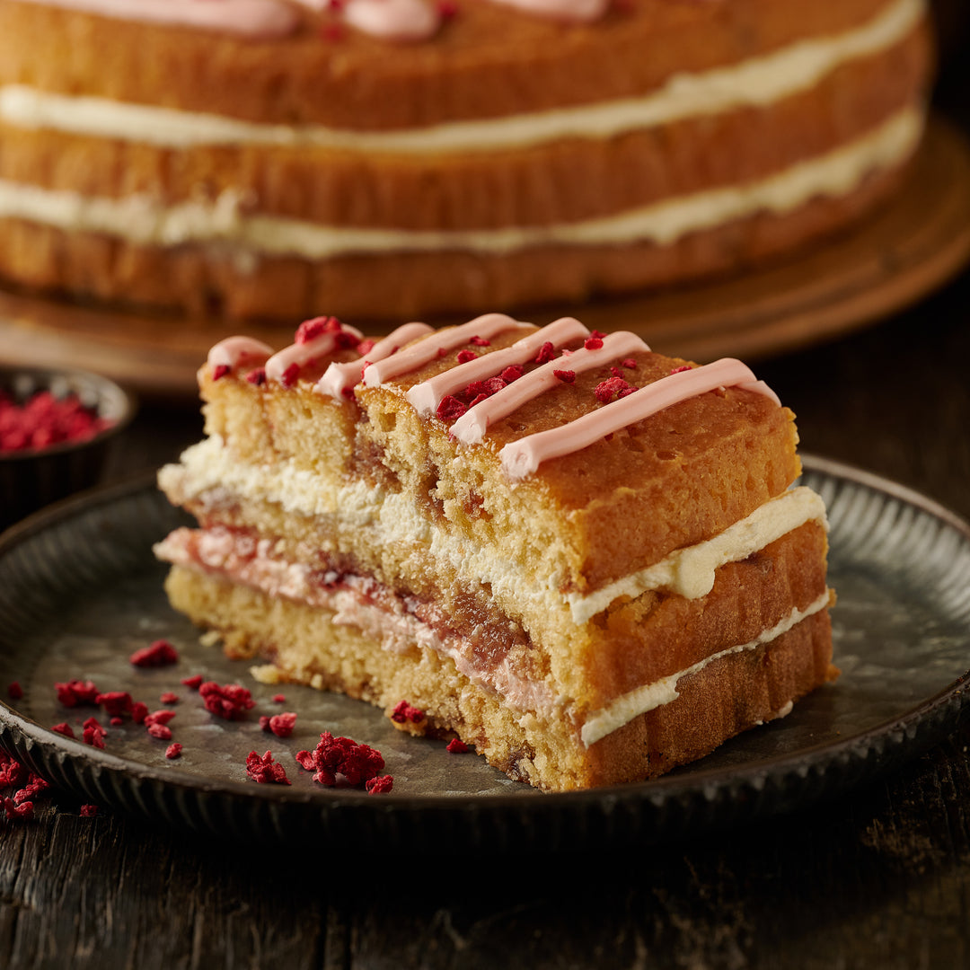 Strawberry Drizzle Cake (Vegan)