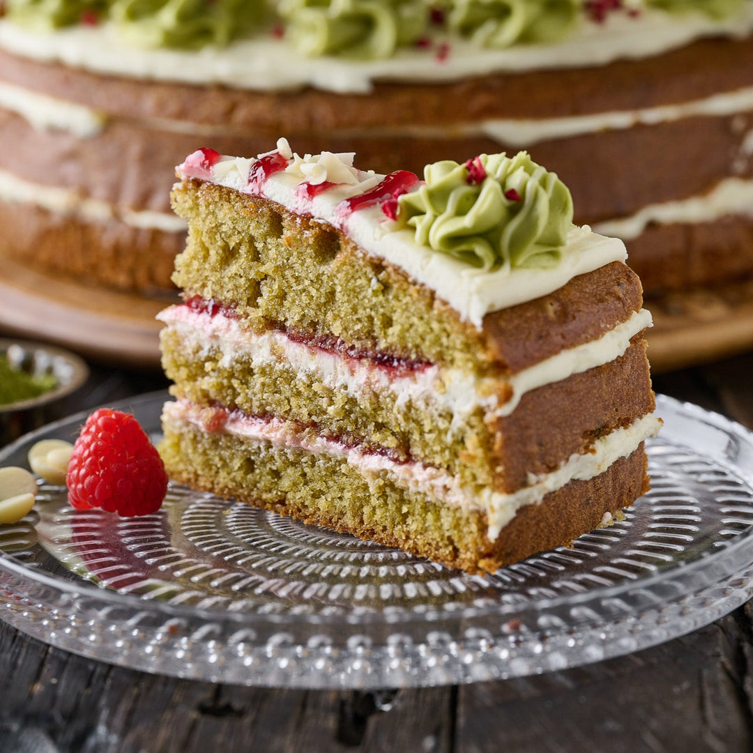 Matcha & Raspberry Cake