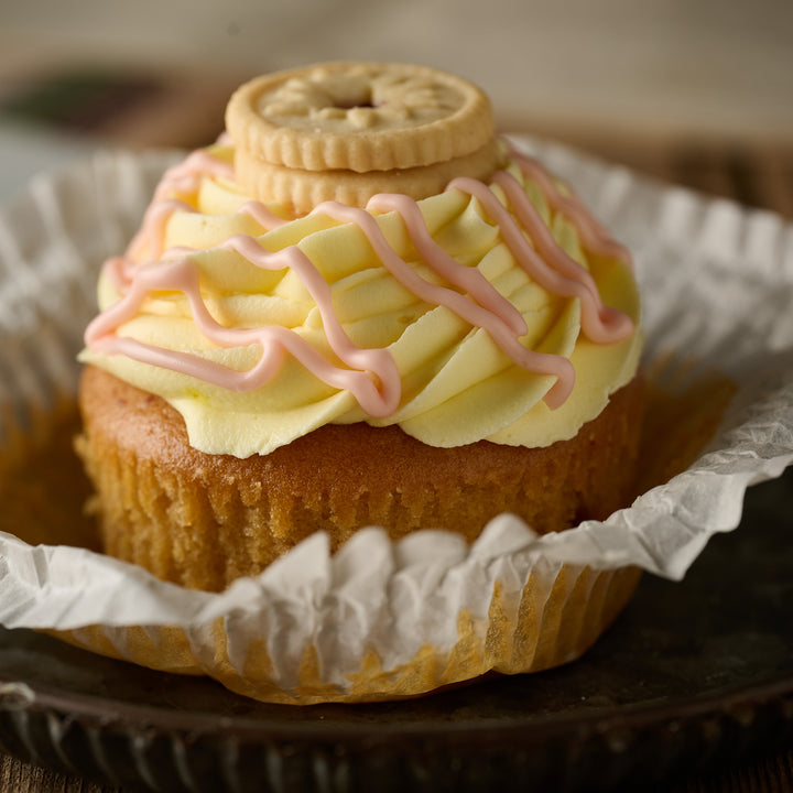 Lemon & Strawberry Cupcake (vegan)